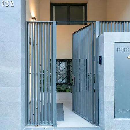 Your Home- Apartment Camp Nou Baj L'Hospitalet de Llobregat Exterior photo